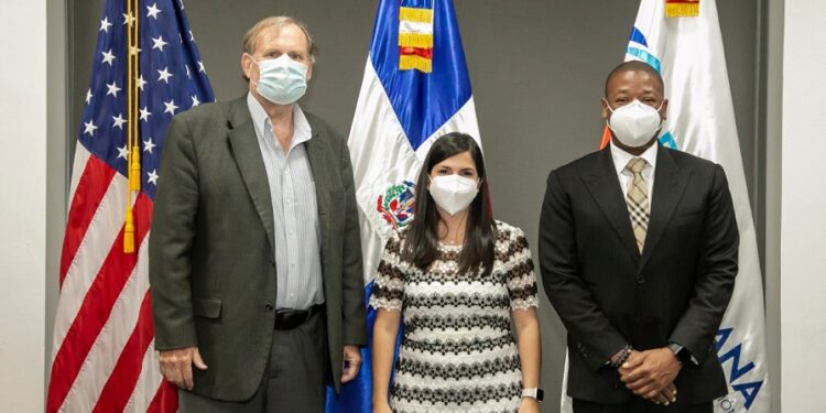 Entidades de RD y EEUU se alían a favor del sector exportador nacional