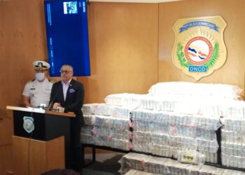 En dos operativos en Barahona y La Altagracia ocupan 848 paquetes de presunta cocaína