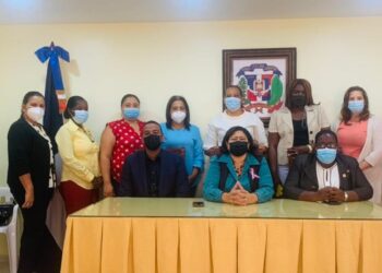 Colegio de enfermería condena cancelaciones de sus afiliados