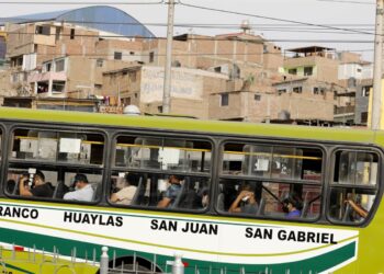 Al menos 20 muertos por el accidente de un autobús en el norte de Perú