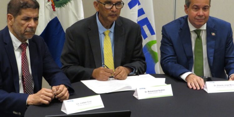 Plan Sierra y CATIE firman convenio para abordar impacto del cambio climático