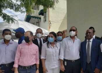 Reconocen en los Guandules al Juez José Alejandro Vargas y al Ministro Deligne Ascensión