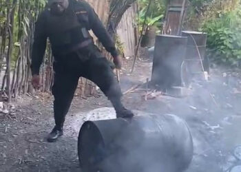 CECCOM desmantela fábrica de alcohol ilegal en Barahona