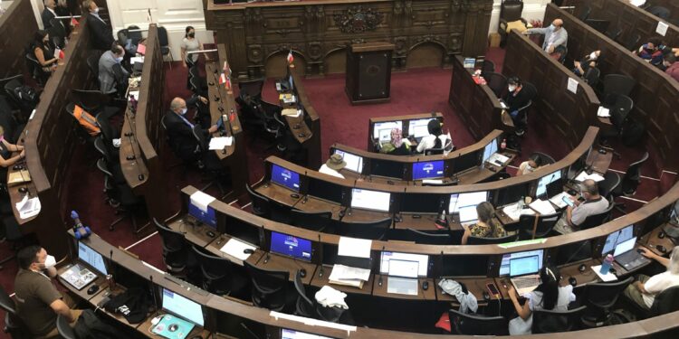 Próxima Constitución convertiría a Chile en un Estado Plurinacional