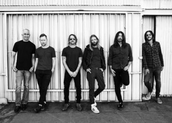 Muere Taylor Hawkins, el baterista de la banda de rock The Foo Fighters