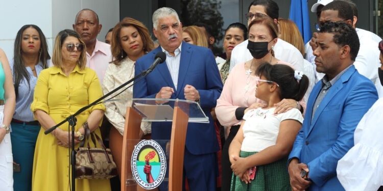 PRD conmemora natalicio de José Francisco Peña Gómez