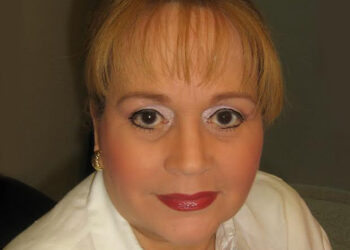 Muere la cantante y cronista de arte Xilia Hernández