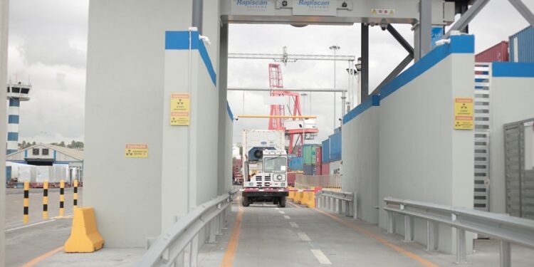 Detectan millonario contrabando de televisores en el Puerto Río Haina