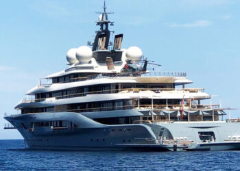 Jeff Bezos, turista de lujo en República Dominicana