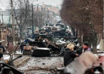 Biden, Macron, Johnson y Scholz piden a Rusia el cese "inmediato" ataques a civiles en Ucrania