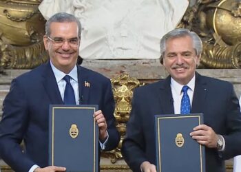 El merengue y el chiste no tan inocente del presidente Abinader 