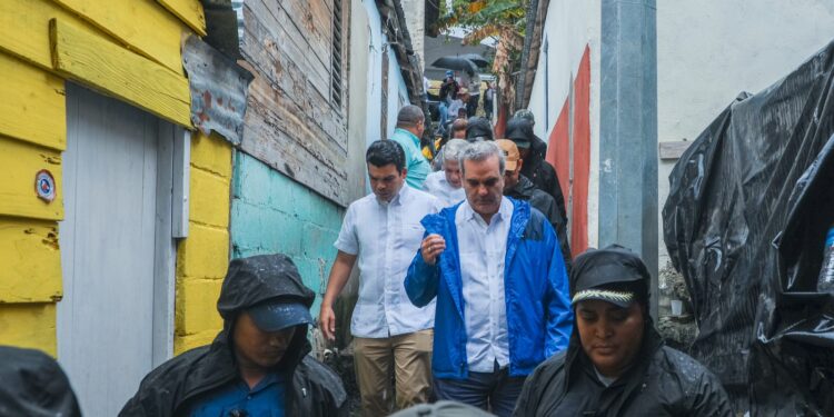 Abinader inaugura e inicia proyectos sociales por más de RD$ 4,500 millones en Santiago