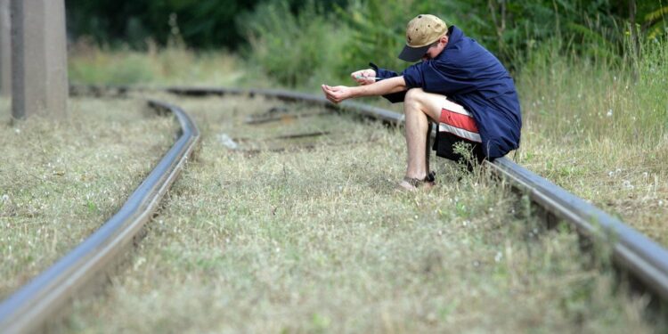Las redes sociales se vinculan a mayor consumo de drogas