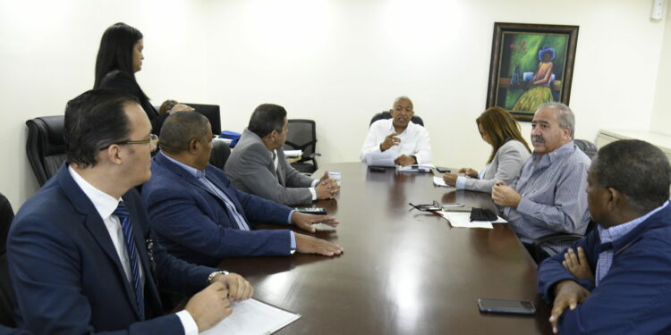 Diputados estudian dos proyectos de ley sobre regulación de bancas de loterías y casinos