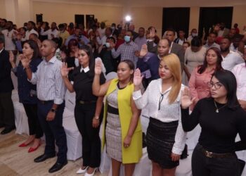  Miguel Vargas anuncia integración al PRD de 200 nuevos miembros del sector religioso