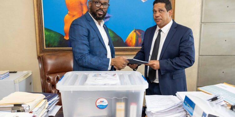 DGCP deposita ante el PEPCA informe con irregularidades cometidas en el Inabie