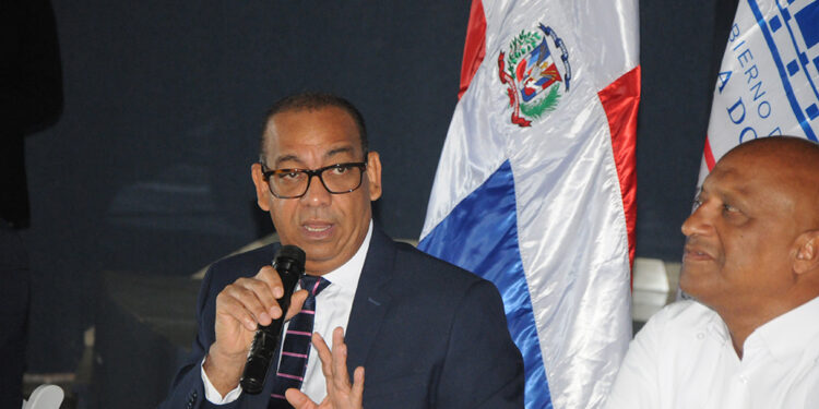 Gobierno ha entregado más de $2,578 millones a contratistas para terminación de escuelas