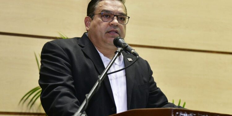 El director de la ONDA anuncia que instituciones públicas y privadas coordinan el combate a la piratería