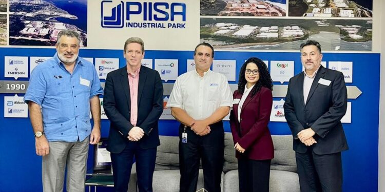 Firman acuerdo para promover inversiones en zonas francas industriales