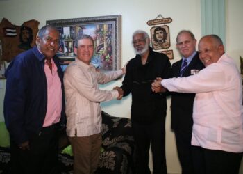 Hubieres apoya a Anadegas en su oposición a Ley Hidrocarburos.