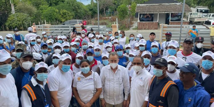 Salud Pública vacunará casa por casa en todo el país 