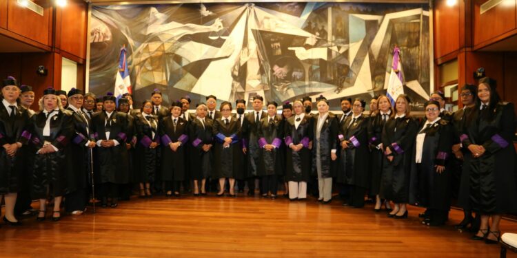 Presidente de la SCJ resalta trayectoria de juezas destacadas y llama a trabajar por una justicia al día