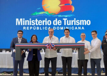 Abinader deja iniciados los trabajos de mejoramiento del Malecón SDE