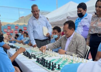 CND gradúa jóvenes en SD Este como agentes en prevención en el deporte