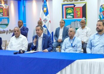 Medio Ambiente dispone cierre de vertederos en Cancino y San Luis