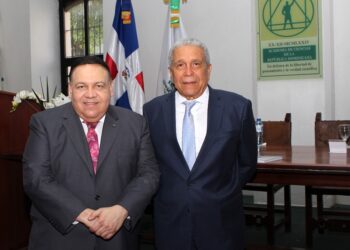 Escritores dominicanos ponen en circulación libro sobre Balaguer y Haití