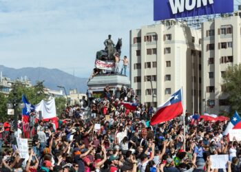 Análisis:¿Puede la nueva «marea rosa» de América Latina volverse verde?