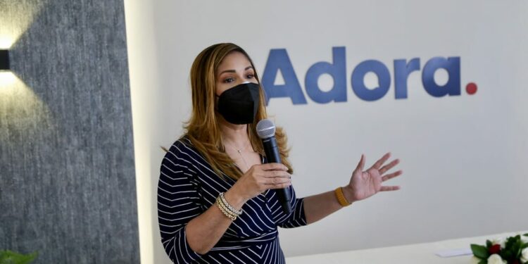 ADORA crea cooperativa de radiodifusores
