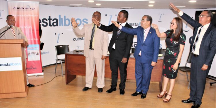 Nuevo presidente anuncia crearán Colegio Profesionales de Relacionistas