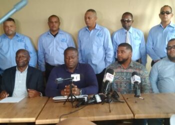 Empresas del transporte someterán a Juan Hubieres por amenaza de muerte 