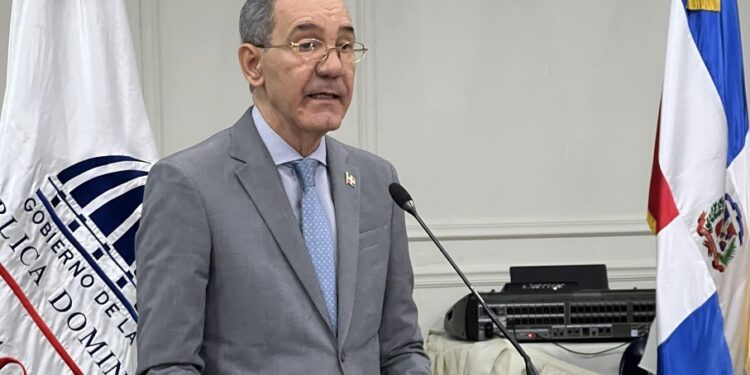 El Gobierno anuncia segunda convocatoria de Becas Internacionales