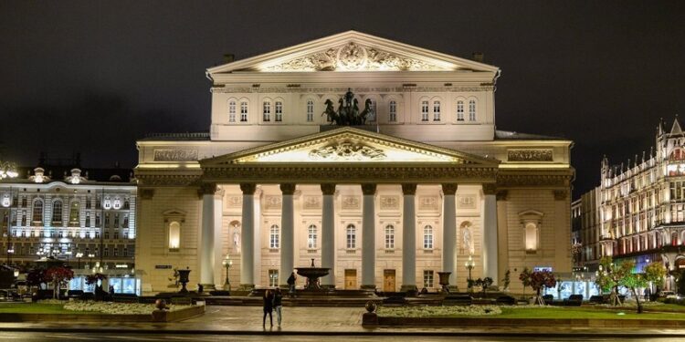 Primera bailarina rusa deja el Bolshoi tras rechazar invasión de Ucrania por su país