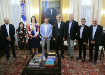 Embajada dominicana en Jamaica trae al país la prestigiosa cadena hotelera Sandals 