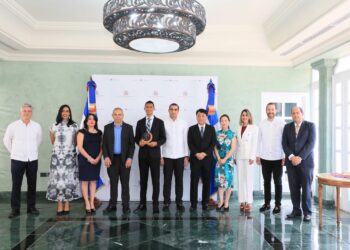 Joven dominicano gana competencia de mandarín en América Latina