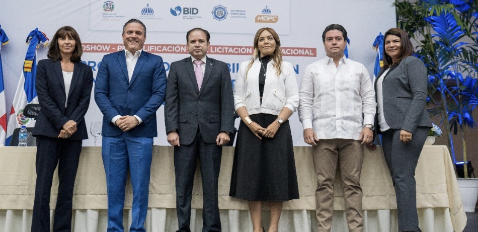 Gobierno abre licitación para rehabilitación y ampliación del puerto de  Manzanillo por US$100 millones - DiarioDigitalRD