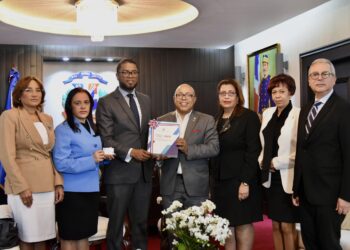 Pacheco recibe de Cámara de Cuentas análisis y evaluación de ejecución presupuestaria año 2021