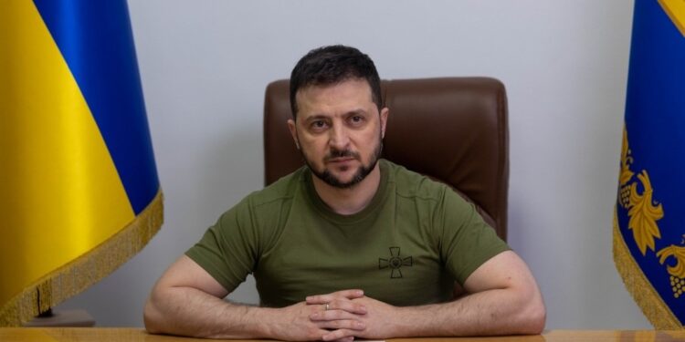 Zelenski critica el retraso en las entregas de armas de algunos de sus aliados