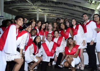 INTEC entrega al país los primeros ingenieros en Biomédica y en Logística y Transporte