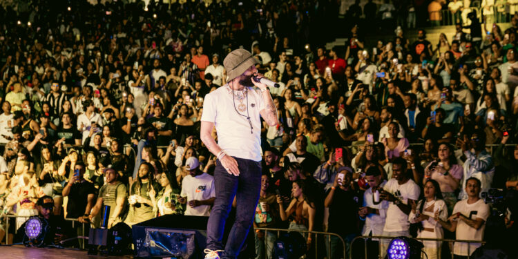 Arcángel vuelve a colocar a Puerto Plata en el mapa del turismo de entretenimiento