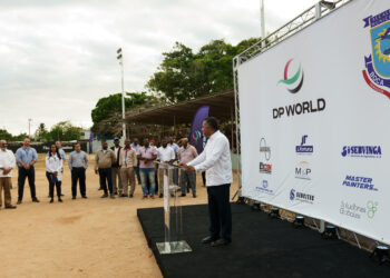 DP World entrega electrificado el play Wilfredo Echavarría al Municipio de Boca Chica