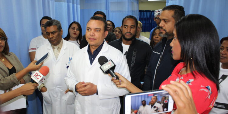 Personal médico de Ney Arias presto pa responder en feriado de Semana Santa