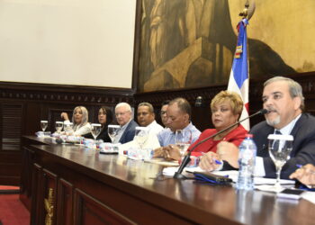 Diputados escuchan parecer de sectores sobre proyecto de ley de Código Electoral