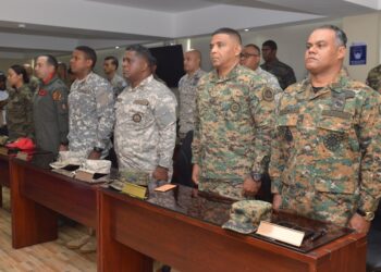 24 militares dominicanos reciben capacitación de EE.UU. y Colombia
