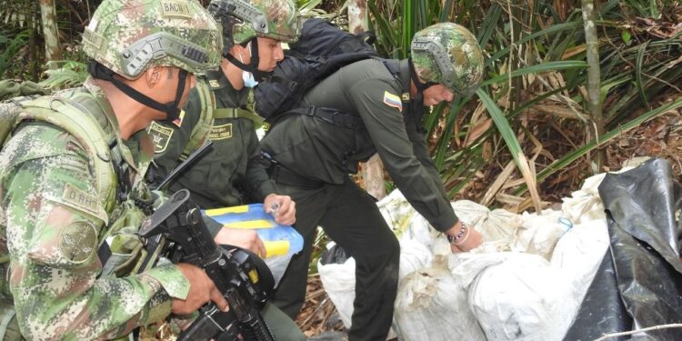 El Ejército colombiano incauta tres toneladas de cocaína al ELN