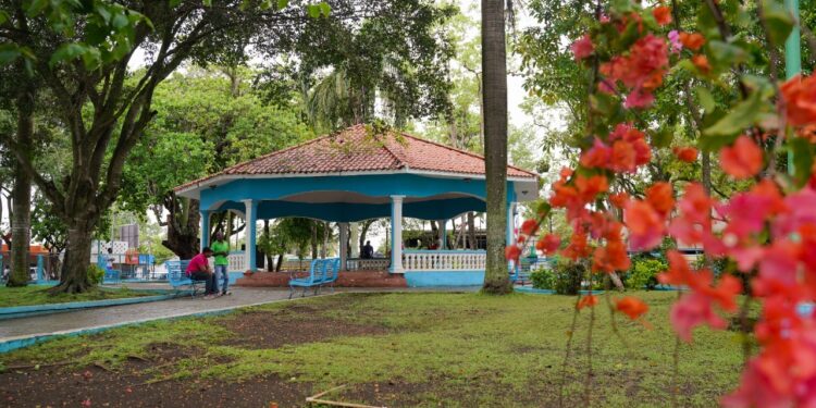 Anuncian VI Feria del Libro en el distrito municipal La Victoria