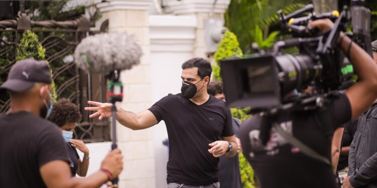 Presentan en gala premier “Desaparecido”,  primer thriller de Roberto Ángel Salcedo